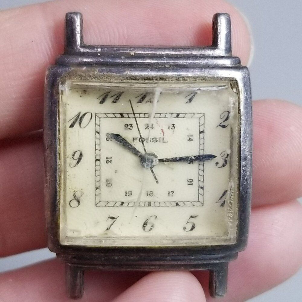 Vintage Fossil VT 2462 Watch Face, AS IS Parts Repair Broken